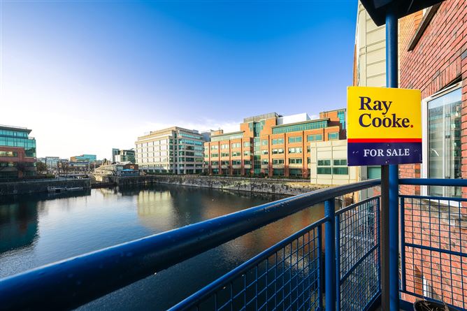 Apartment 6, Aranmore, Custom House Harbour, IFSC, Dublin 1, D01DP95