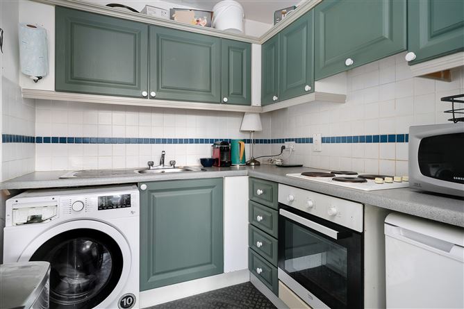 Apartment 6, Aranmore, Custom House Harbour, IFSC, Dublin 1, D01DP95