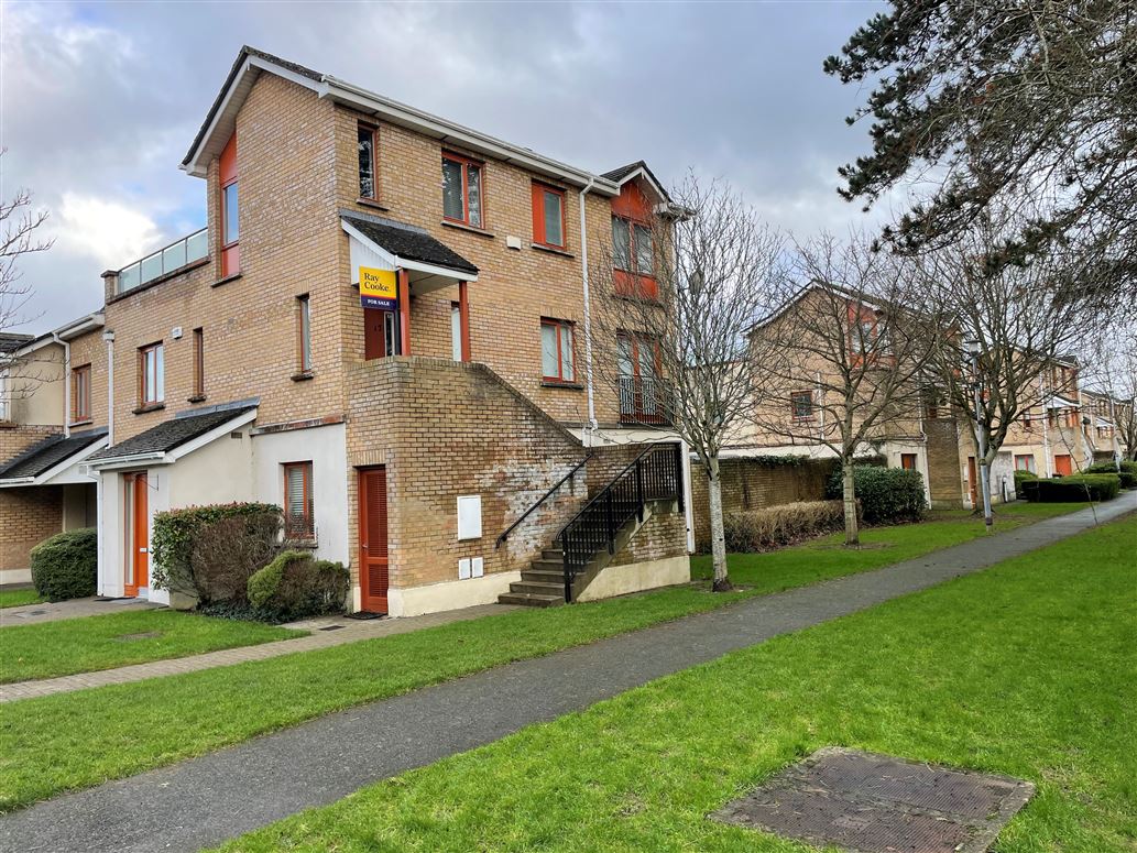 17 Annfield Lawn, Castleknock, Dublin 15