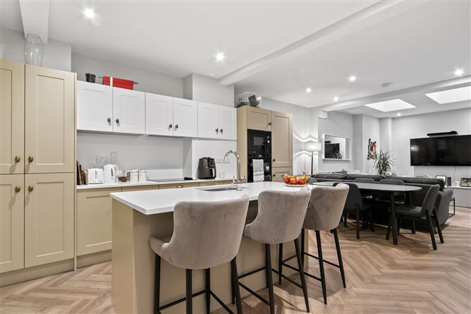 1B Blessington Court, Phibsborough, Dublin 7