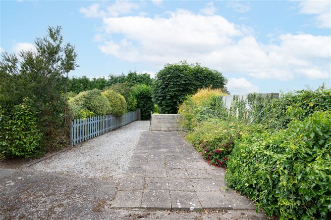 Ballydaniel More, Ballymore, Cobh, Cork