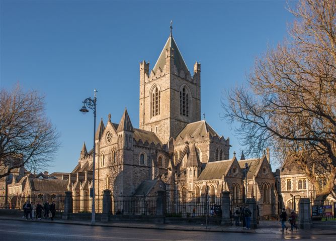 14 Parliament Buildings, Dame Street, Dublin 2.