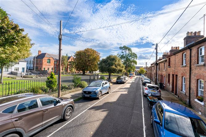 13 Eden Terrace, Glasthule,   County Dublin