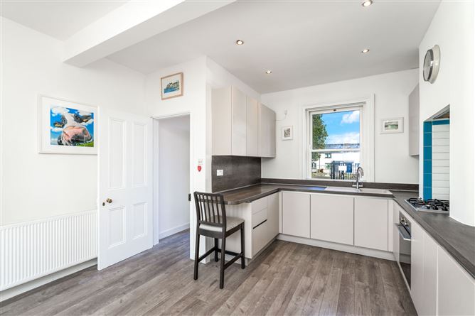 13 Eden Terrace, Glasthule,   County Dublin