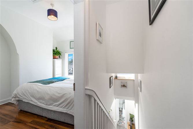 13 Eden Terrace, Glasthule,   County Dublin