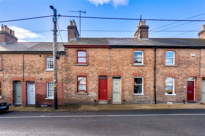 13 Eden Terrace, Glasthule,   County Dublin