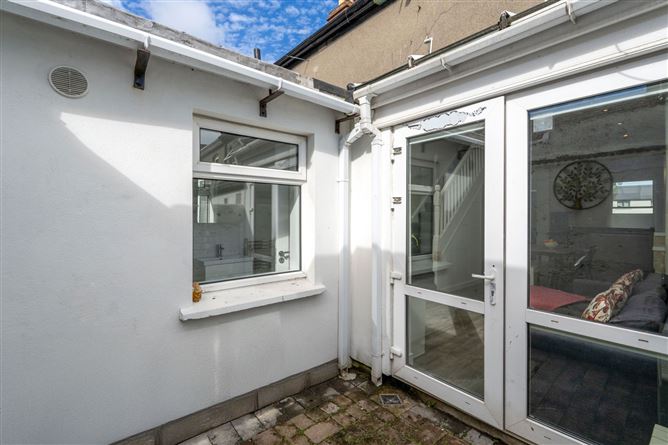 13 Eden Terrace, Glasthule,   County Dublin