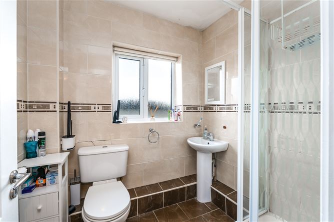 8 Rowlagh Gardens, Clondalkin, Dublin 22