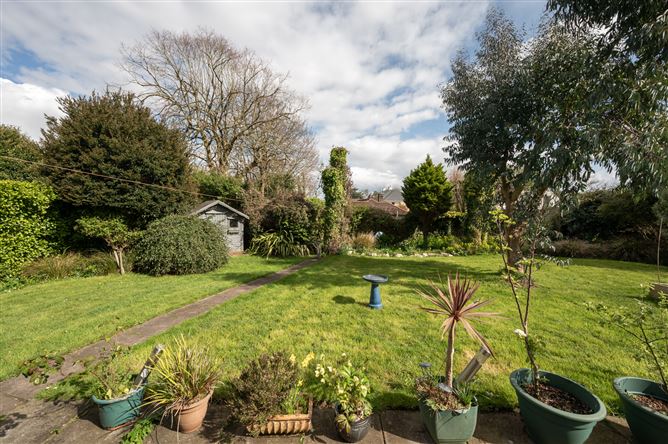 Ranada, 16 Endsleigh Estate, Douglas, Cork