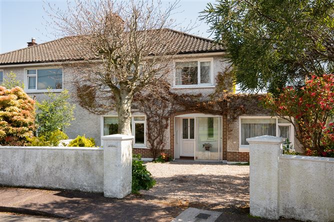 Ranada, 16 Endsleigh Estate, Douglas, Cork