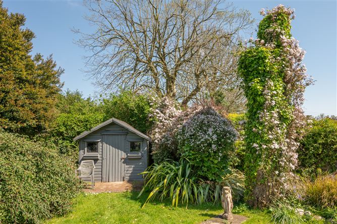 Ranada, 16 Endsleigh Estate, Douglas, Cork