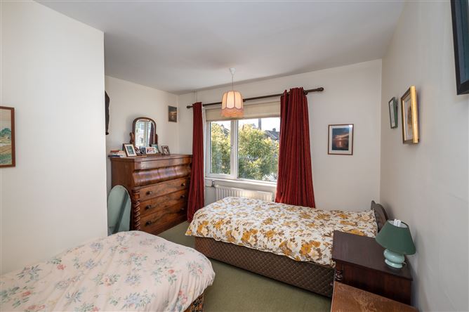 Ranada, 16 Endsleigh Estate, Douglas, Cork