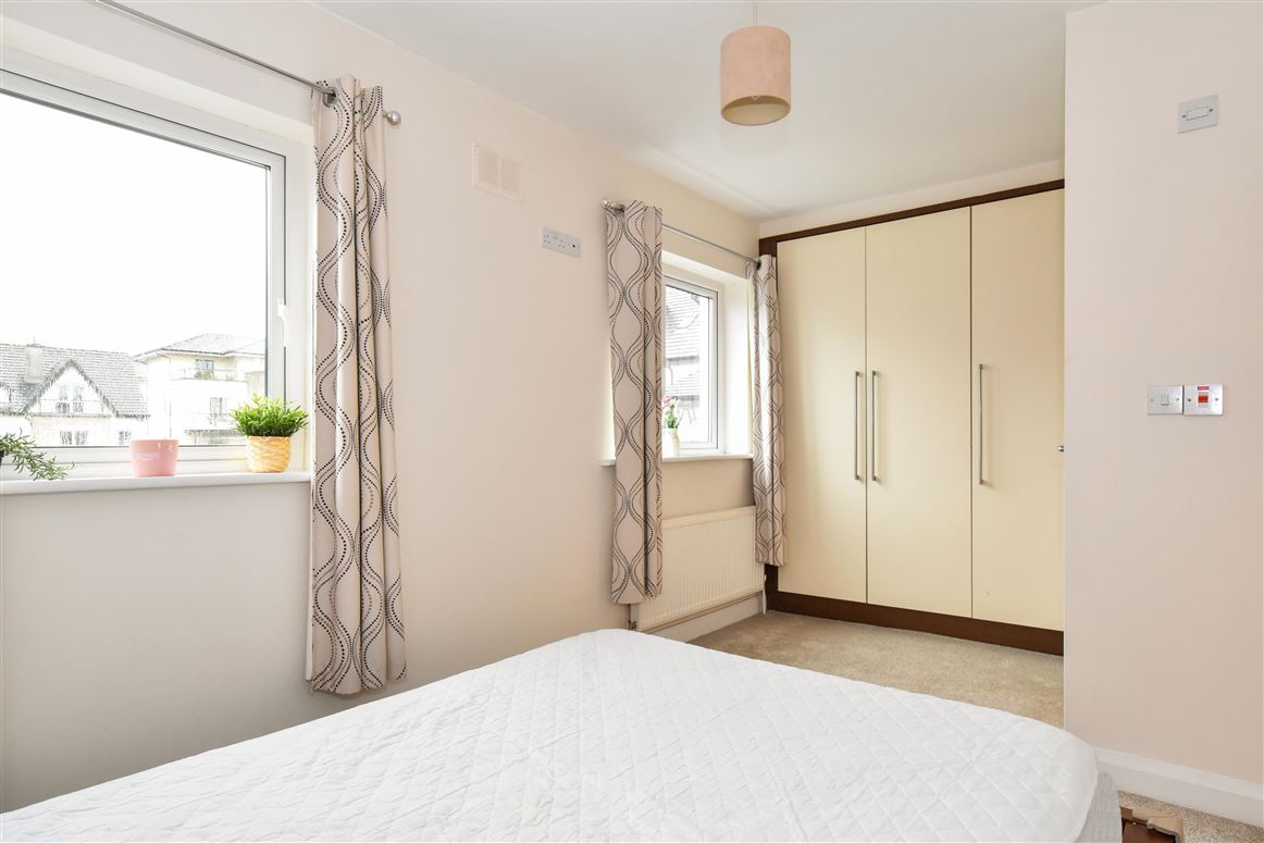 14 Leargan, Knocknacarra, Galway 14 Leargan, Knocknacarra, Galway