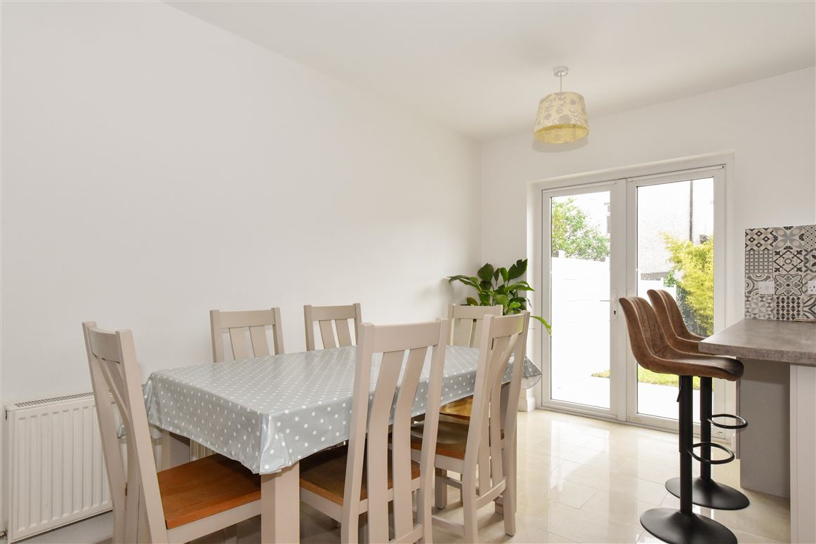 14 Leargan, Knocknacarra, Galway 14 Leargan, Knocknacarra, Galway