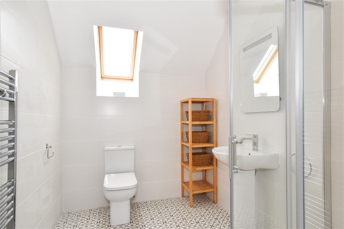 14 Leargan, Knocknacarra, Galway 14 Leargan, Knocknacarra, Galway