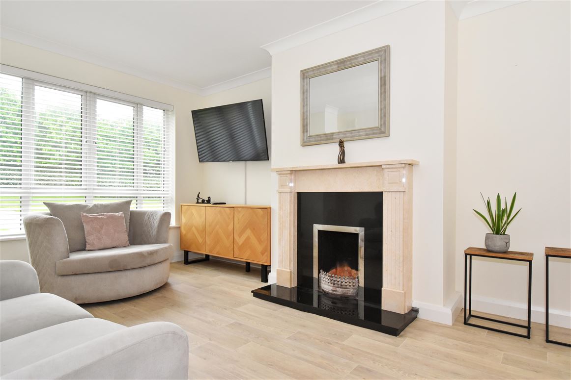 14 Leargan, Knocknacarra, Galway 14 Leargan, Knocknacarra, Galway