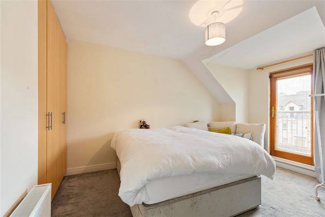 11 The Courtyard, Stepaside Park, Stepaside, Dublin 18