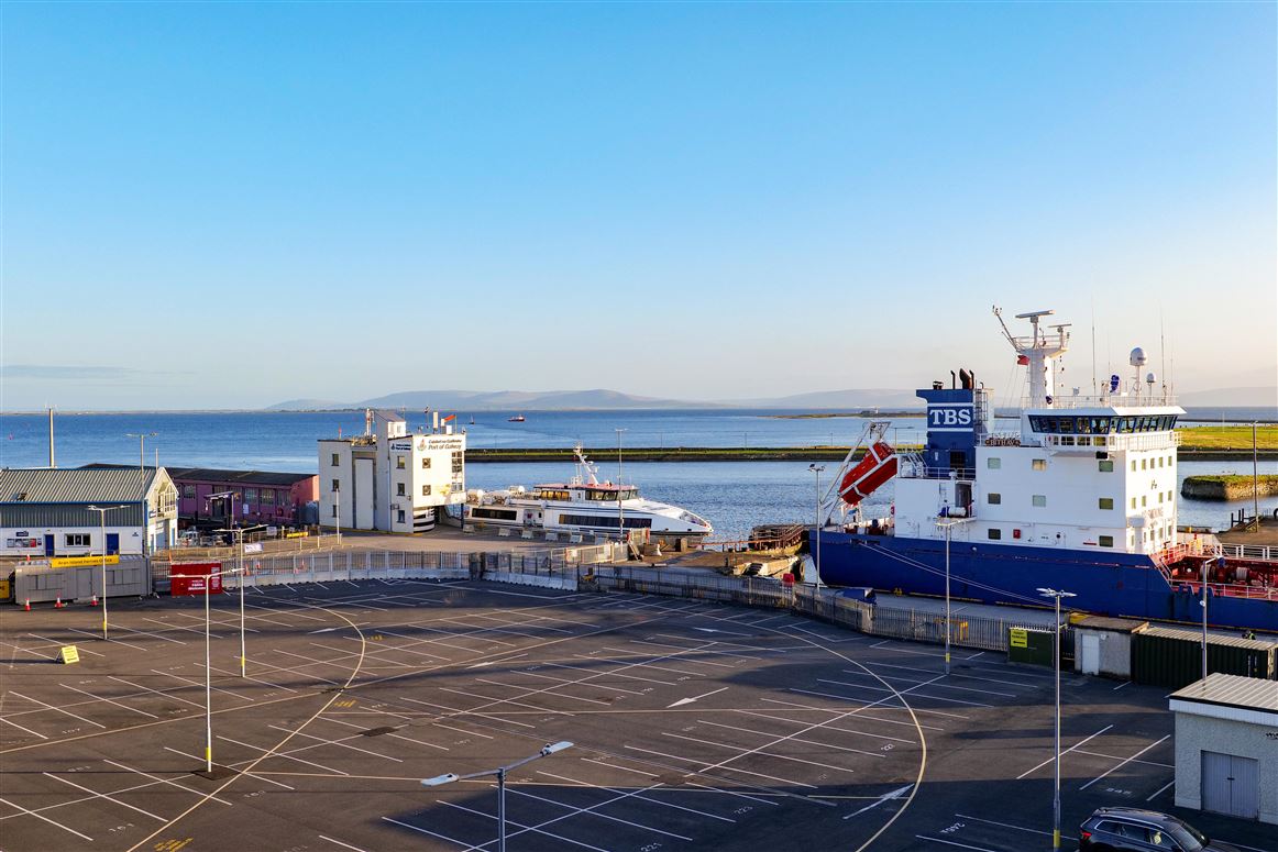 64 Ce Na Mara, Bothar Na long, The Docks, Galway 64 Ce Na Mara, Bothar Na long, The Docks, Galway
