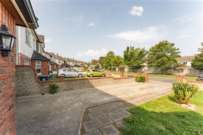 67 Dalepark Road, Aylesbury, Dublin 24