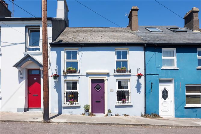 No 25 Roches Row, Cobh, Cork