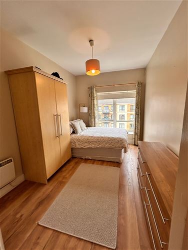 https://photos-a.propertyimages.ie/media/0/1/6/5010610/5a4dcd5e-bd02-4964-bc9c-cf288366cbc9_l.jpg