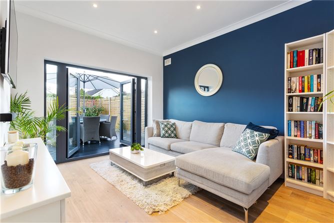 11 Cornelscourt Hill Road, Foxrock, Dublin 18