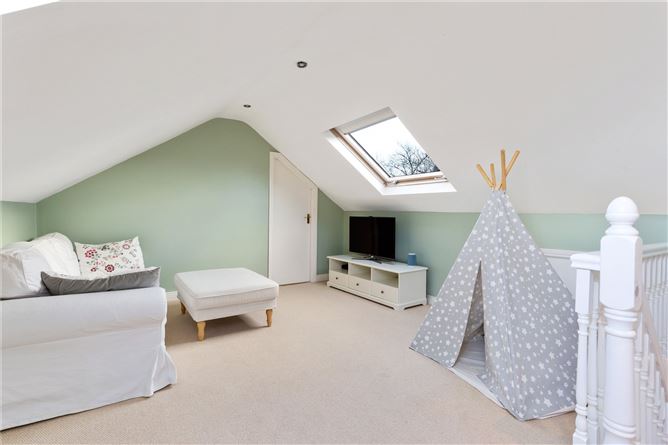 11 Cornelscourt Hill Road, Foxrock, Dublin 18