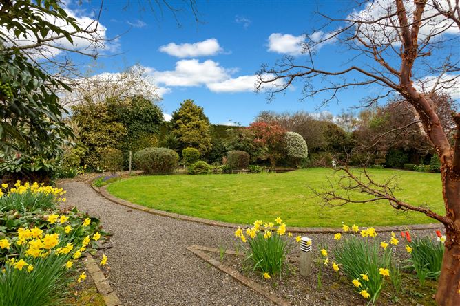 The Arches, Outfarm Lane, Castleknock, Dublin 15