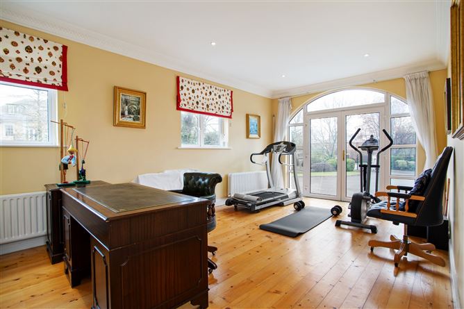 The Arches, Outfarm Lane, Castleknock, Dublin 15
