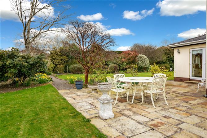 The Arches, Outfarm Lane, Castleknock, Dublin 15