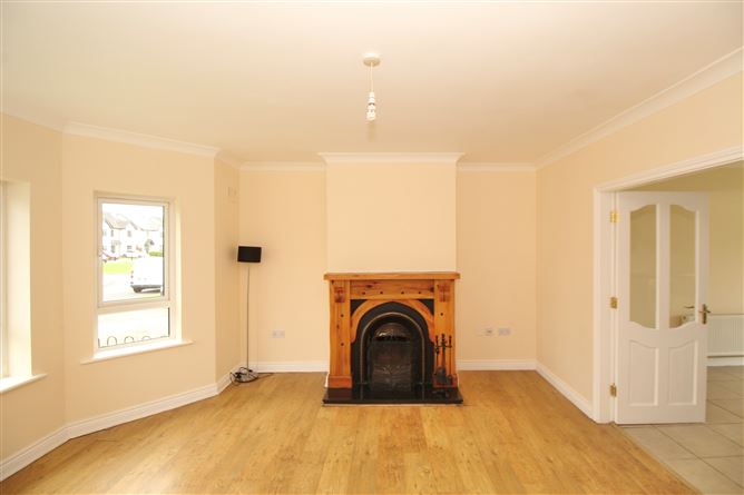 49 Cois na Habainn, Moate, Westmeath