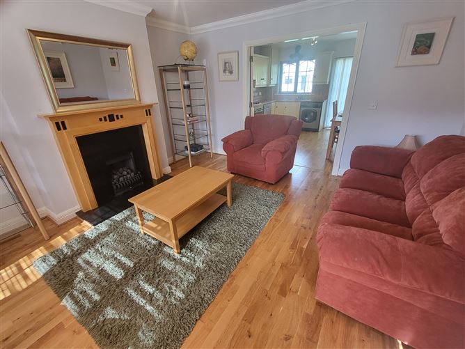 5 Crofton Court Lough Rinn, Mohill, Leitrim