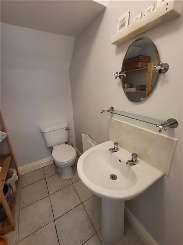 5 Crofton Court Lough Rinn, Mohill, Leitrim