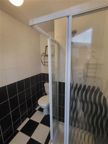 5 Crofton Court Lough Rinn, Mohill, Leitrim