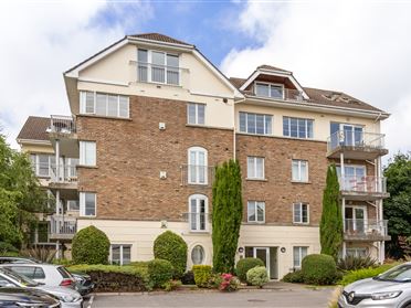 Main image of Apt 6 Meadow Court, Stepaside Park