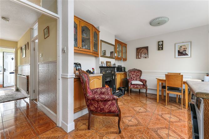 Photo 8 of 29 — 15 Berryfield Crescent, Finglas, Dublin 11