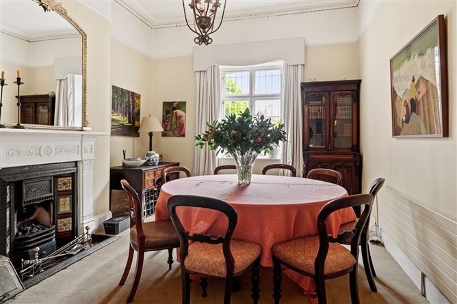 https://photos-a.propertyimages.ie/media/0/1/7/4997710/f6345890-b3c6-4b41-bbba-36c6c942df8f_l.png