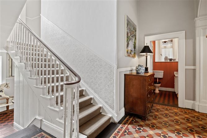https://photos-a.propertyimages.ie/media/0/1/7/4997710/f6345890-b3c6-4b41-bbba-36c6c942df8f_l.png