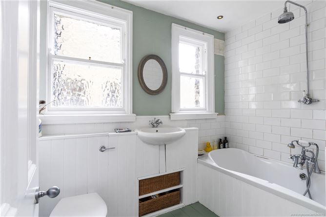 33 Kenilworth Park, Harold's Cross, Dublin 6W