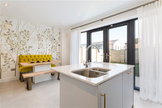 Avondale, Sandyford Village, Sandyford, Dublin 18
