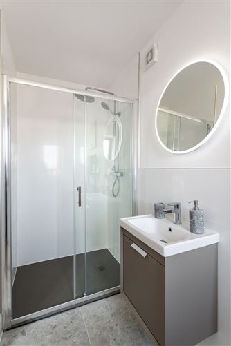 Avondale, Sandyford Village, Sandyford, Dublin 18