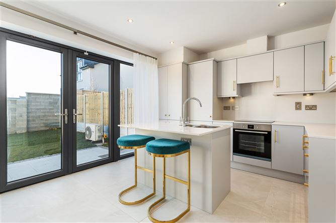 Avondale, Sandyford Village, Sandyford, Dublin 18