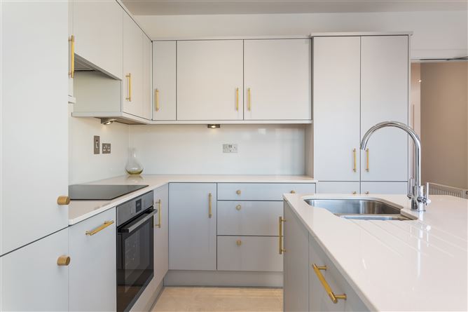Avondale, Sandyford Village, Sandyford, Dublin 18