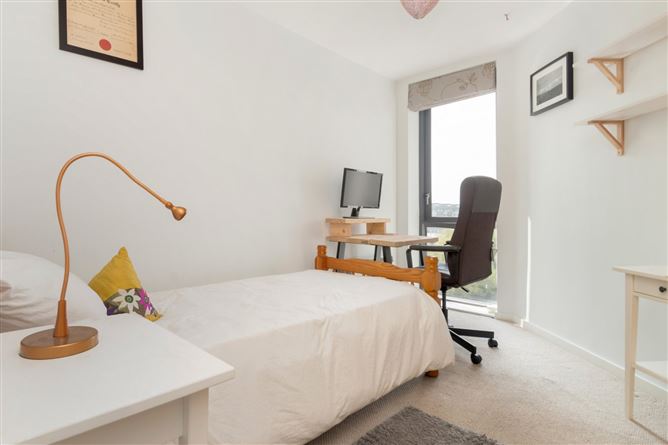 57 Longmeadows, Conyngham Road, Islandbridge, Dublin 8.