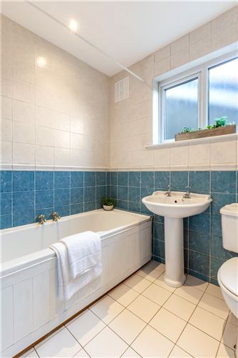 37 Laurleen, Stillorgan, Co. Dublin