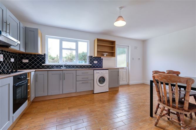 36 Cluain Ard, Ardnacassa, Longford