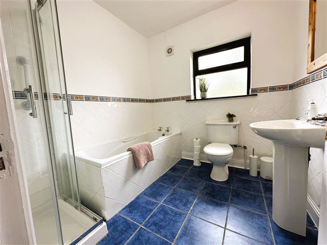  7 The Brook, Huntsfield, Dooradoyle, Co. Limerick, Dooradoyle, Limerick