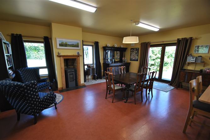Bramber Lodge and 14.25 Acres, Rathcahill, Shinrone, Birr, Co. Offaly