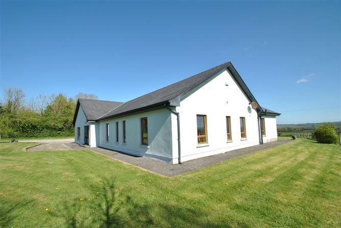 Bramber Lodge and 14.25 Acres, Rathcahill, Shinrone, Birr, Co. Offaly