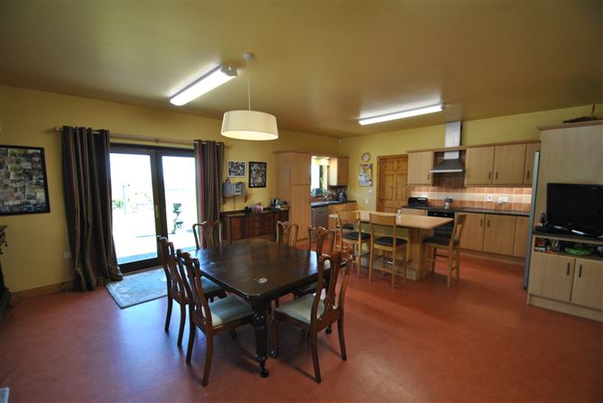 Bramber Lodge and 14.25 Acres, Rathcahill, Shinrone, Birr, Co. Offaly